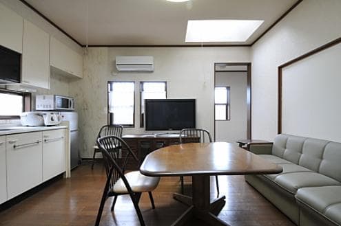 Woodcreek Share House Komae — 1/3