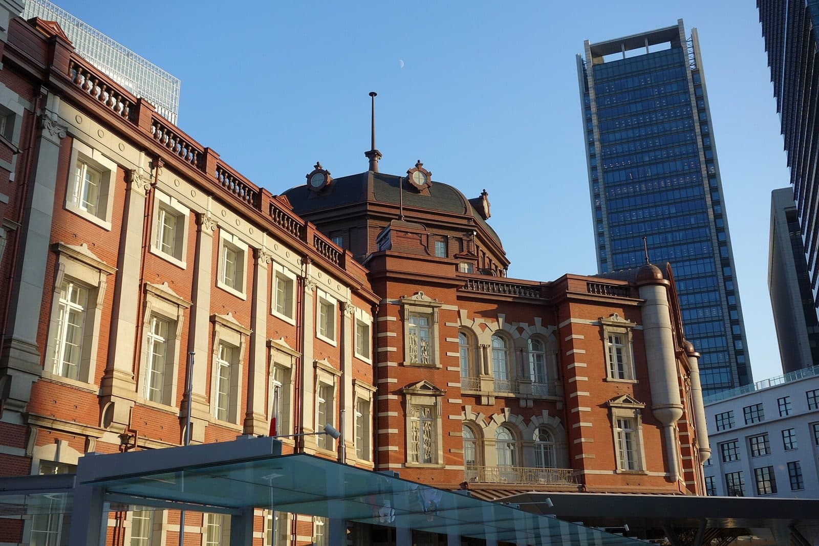 Tokutei Ginou Is Getting Competitive: Why the Language-School Route Wins