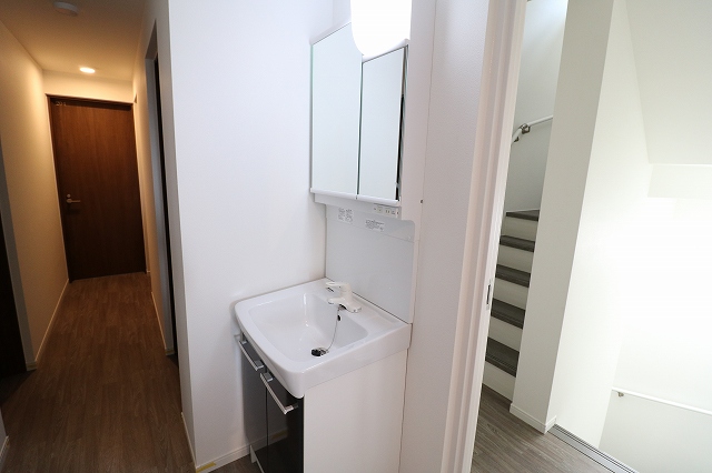 Share House Meidaimae Ekimae