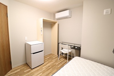 Share House Sengoku Ekimae (Women only)